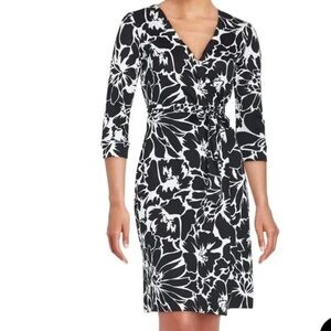 Diane Von Furtstenberg Julian Dahlia black white cotton/silk wrap dress sz 8